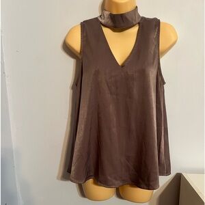 Caramela Sleeveless Blouse Small